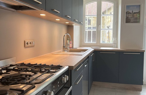 Marcillac-Saint-Quentin House | Relaxing 4-Star Hotel with Heated Pool & Ocean Views