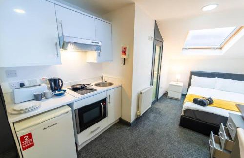 Selly Oak Apartment | Cozy 1-Bed Studio in Birmingham - Guest Rated 7.5/10