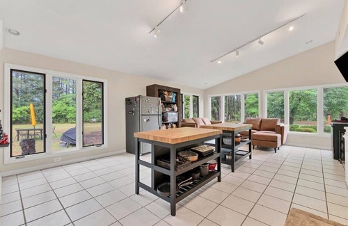 Southern Pines House | Charming 1-bedroom room with private bath in Southern Pines with WiFi and AC