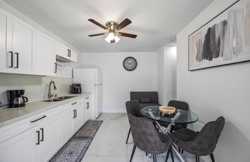 Carol City Apartment | Charming 1-bedroom apartment with AC, WiFi in nice Miami Gardens