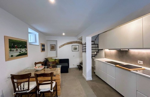 Eastern Sicily Apartment | Charming 1-bedroom apartment in gorgeous Siracusa with AC, WiFi
