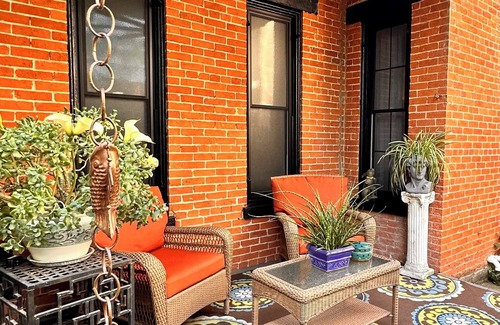 Covington Apartment | Charming 1-bedroom apartment in lovely Historic Covington modern amenities
