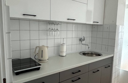 Novi Grad Sarajevo Apartment | Charming 1-bedroom apartment in brilliant Sarajevo with WiFi, AC
