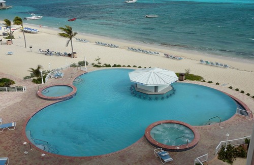 Colliers Bay Resort | Charming 1-bedroom beach front suite located at Morritt's Tortuga resort.