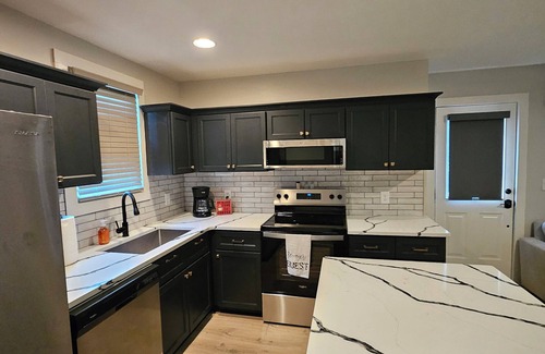 Marietta Apartment | Charming 1-Bedroom Carriage House Near Marietta Square