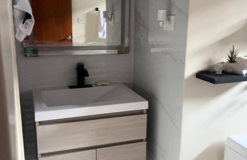 Sur Occidente House | Charming 1-bedroom with AC, WiFi in awesome Barranquilla