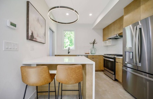 University Park Condo | Charming 1-bedroom condo in awesome Raleigh with AC