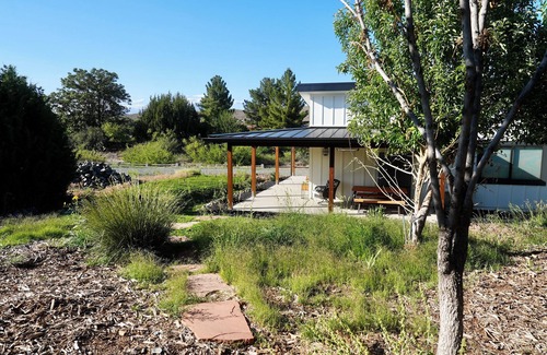 Spring Valley Cottage | Charming 1-bedroom guest Casita nestled in central Arizona.