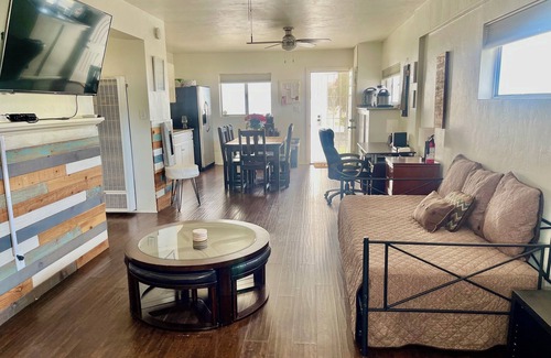 Taft House | Charming 1-bedroom house in lovely Taft with AC, WiFi