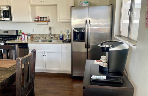 Taft House | Charming 1-bedroom house in lovely Taft with AC, WiFi