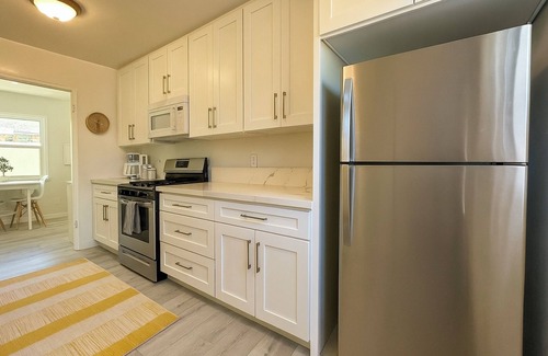 Somis House | Charming 1-bedroom house in delightful Somis with WiFi, AC