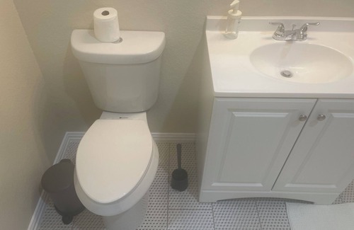 Fort Worth House | Charming 1-bedroom in a house within 15mins to Downtown Forth Worth