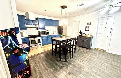 Pflugerville Apartment | Charming 1-bedroom apartment with WiFi and AC in lovely Pflugerville.