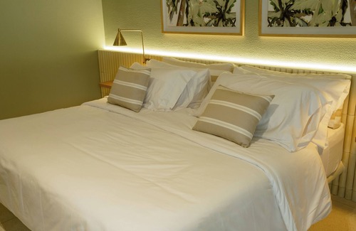 Cartagena Walled City Hotel | Charming 1-bedroom hotel in Cartagena de Indias with AC