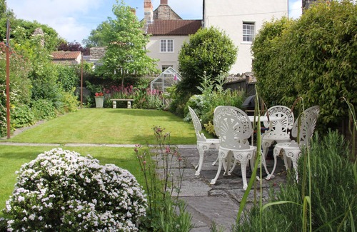 Croscombe Cottage | Historic 17th Century Cottage with Ocean View in Croscombe