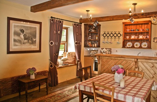 Dromaan Cottage | Historic 18th Century Gamekeeper's Cottage at Williamstadt House
