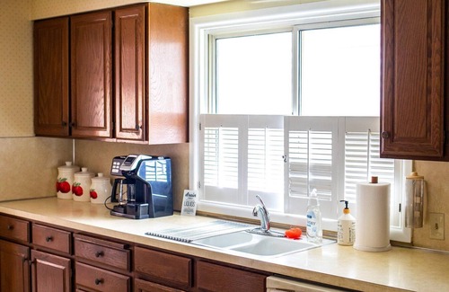 Baker City House | Discover a 1950s Time Capsule Near Downtown Baker City