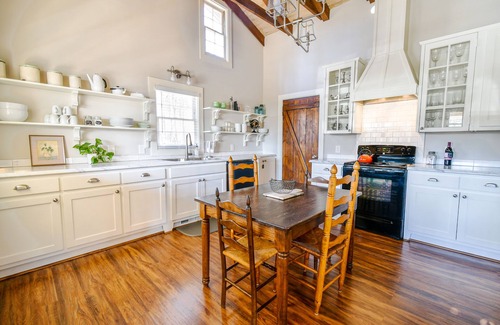Dahlonega Cottage | Historic 19th Century Schoolhouse with Fire Pit & Free Dogs
