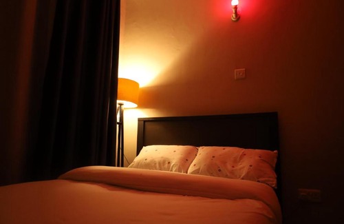 Kiambu Bed & Breakfast | Beautiful 1BR Retreat on Kiambu Road with Rooftop Pool