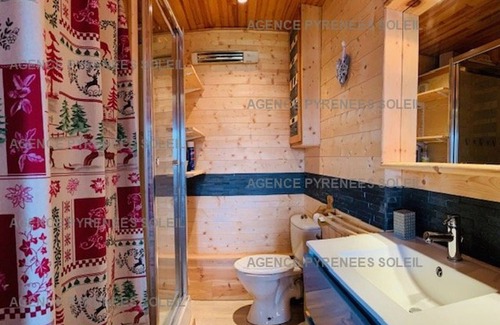 Les Angles Apartment | Top-Rated Apartment Les Angles with Spa and Kitchen Amenities