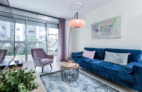 Tel Aviv City Center Apartment | Pet-Friendly 1BR Apartment with Balcony in TLV's Heart