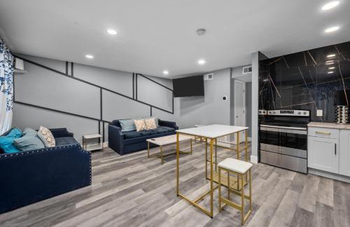 Houston Heights Apartment | Cozy 1BR Heights Apartment with Pool & Pet-Friendly Options
