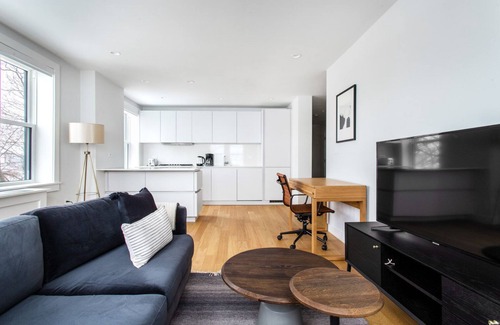 Winter Hill Apartment | Cozy 1BR Retreat Near Union Square and Porter Square