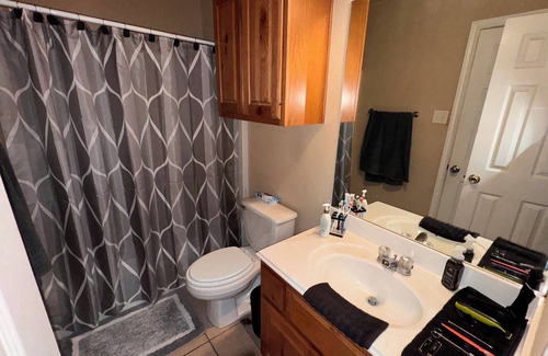 College Station House | Charming 2-bedroom house in College Station