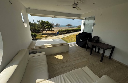 Sur Occidente House | Charming 2-bedroom house in Puerto Velero with WiFi, fitness room, AC