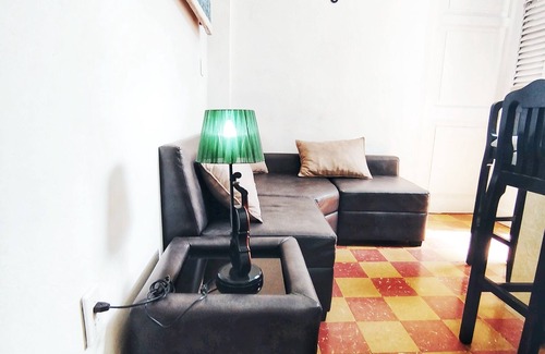 Greater Antilles Apartment | Charming 2-bedroom apartment with WiFi, AC in amazing Habana Vieja