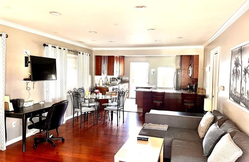 South Redondo House | Cozy 2-Bedroom House with WiFi in Redondo Beach