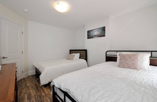 Ocean Hill Apartment | Charming 2-bedroom apartment in Brooklyn