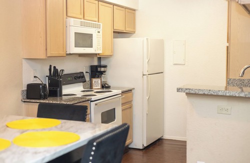 Astrodome Apartment | Charming 2-bedroom apartment with fitness room, WiFi in marvelous Houston