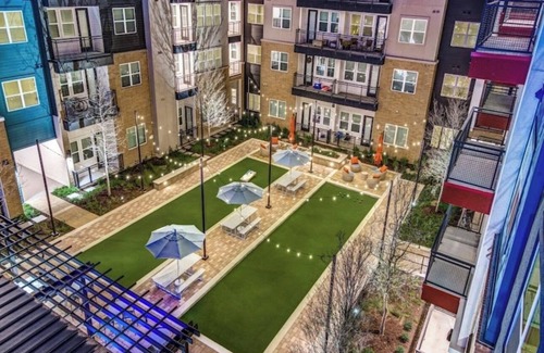 Pleasant Valley Apartment | Charming 2-bedroom apartment with balcony, and fitness room in marvelous Austin