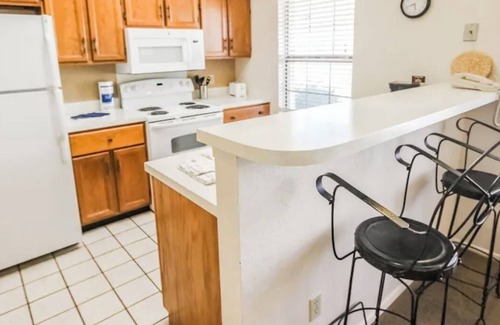 Highland Lake Estates Apartment | Charming 2-bedroom apartment in welcoming Leander with AC, Game room, WiFi