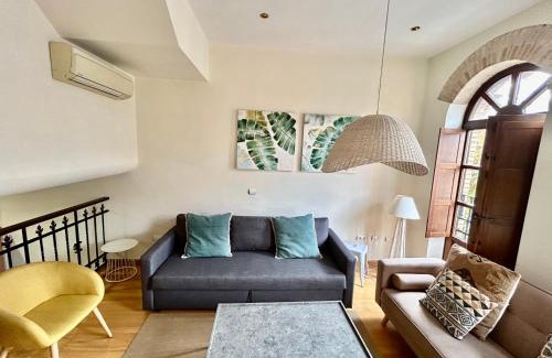 San Roque Apartment | Pet-Friendly 2 Bedroom Apartment at Sevilla City Center