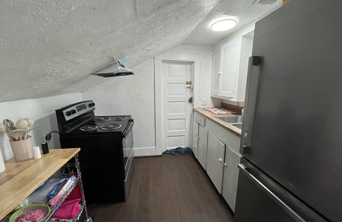 Taft Apartment | Charming 2-bedroom apartment with AC, WiFi in delightful Taft