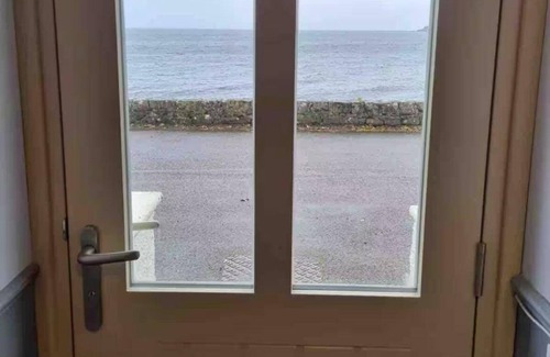 Applecross Cottage | Charming 2-bedroom cottage in Applecross with WiFi access
