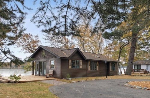 Crosslake Cabin | Charming 2-bedroom cabin with 1-bedroom bunk house on the WFC in Crosslake!