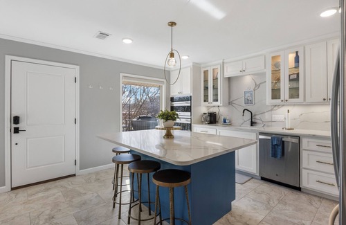 Kingsland Condo | Charming 2-bedroom condo in fabulous Kingsland with WiFi, AC