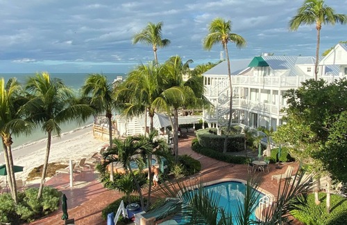 Uptown - Upper Duval Resort | Charming 2-bedroom condo at the spectacular Coconut Beach Resort!