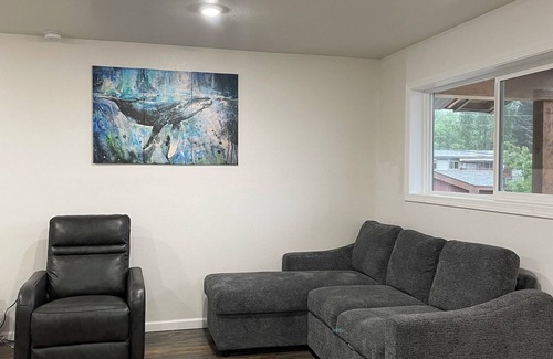 Hoonah Condo | Charming 2-bedroom condo near Hoonah harbor. full kitchen, sleeps 5 with WiFi.