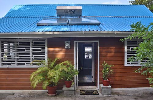 Charlotte Cottage | Charming 2-bedroom cottage with AC, WiFi in awesome Castries