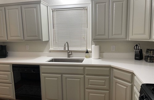 Amarillo Cottage | Pet-Friendly 2-Bedroom Cottage in Vibrant Amarillo