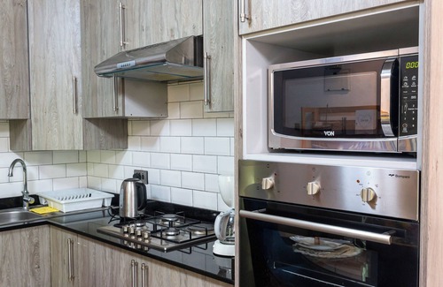 Nairobi Cottage | Charming 2-bedroom cottage in Karen with WiFi , garden, free parking, game
