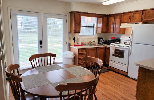 Idabel Apartment | Guest Rated: 9.8 Ocean View Duplex Cottage with Kitchen