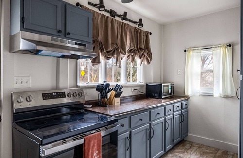 Muncy Apartment | Charming 2-bedroom duplex on 1st floor in brilliant Muncy with AC window units