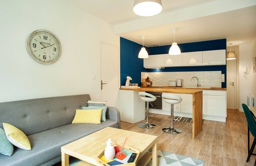 Saint-Brieuc Apartment | Cozy 2-Bedroom Apartment Near Saint-Brieuc SNCF Station