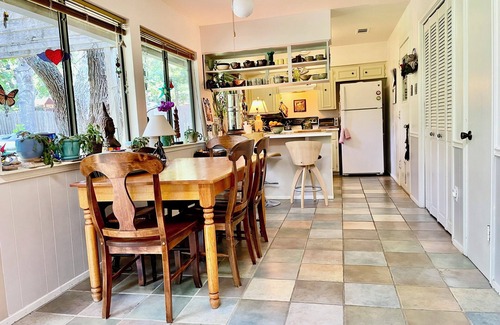 Austin House | Charming 2-bedroom home in south Austin n