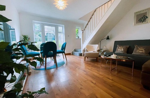Buckingham House | Cozy Buckingham House with Garden, Parking & Pet Friendly